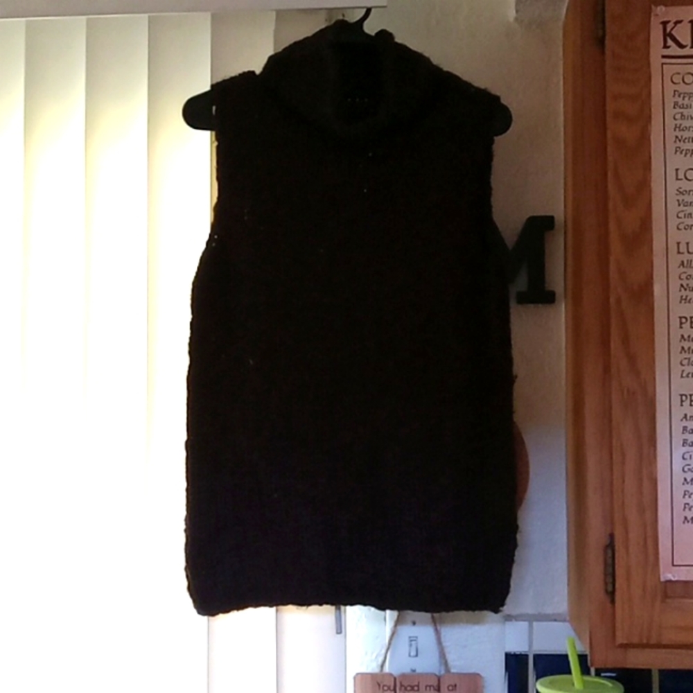 Women top
